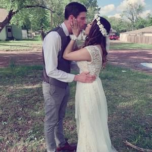 Meet your Posher, Casandra